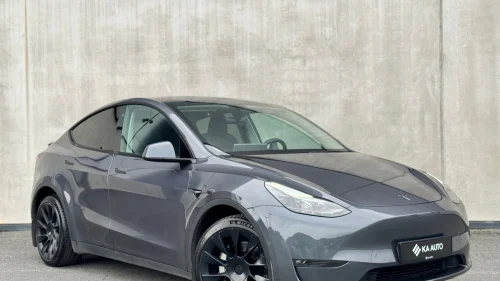 TESLA Model Y LONG RANGE AWD / EU28 / KROK / PANO / AP / V.PUMPE