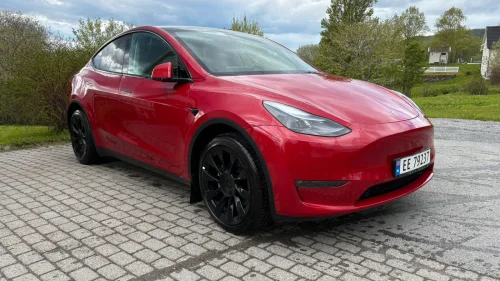 TESLA Model Y Long Range AWD