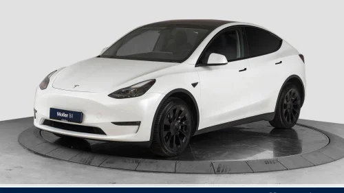 TESLA Model Y Long Range AWD - R.Kam, Pano, LED, Navi