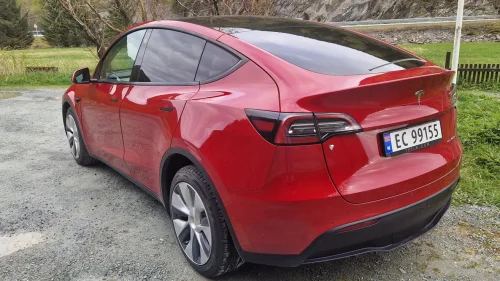 TESLA Model Y Utvidet garanti 2028 eller 160.000 km long range awd