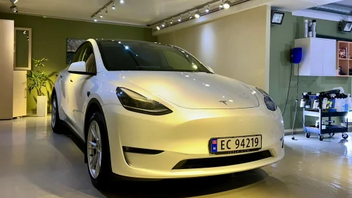 TESLA Model Y Long Range AWD