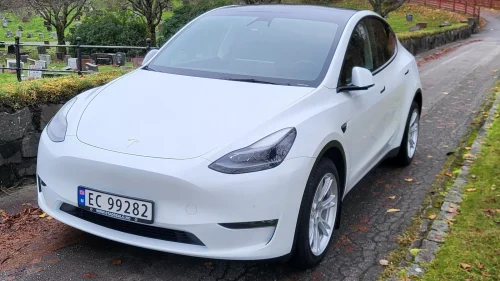 TESLA Model Y Long Range AWD