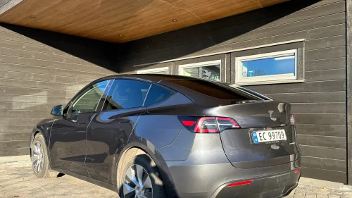 TESLA Model Y Long Range AWD, Hengerfeste, Nye vinter- og sommerdekk!