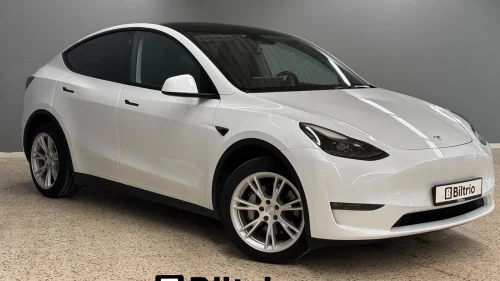 TESLA Model Y LongRange/AWD/Hengerfestet/S+V/Autopilot