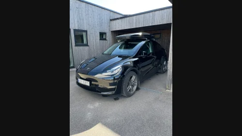 TESLA Model Y Long Range AWD