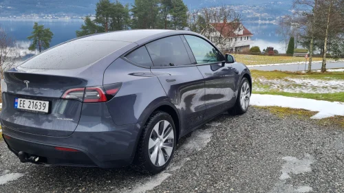 TESLA Model Y Long Range AWD