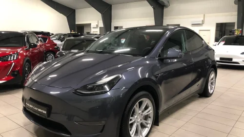 TESLA Model Y LONG RANGE, AWD, KROK,PANO, AP,PREMIUM,NORSK 19"+19"