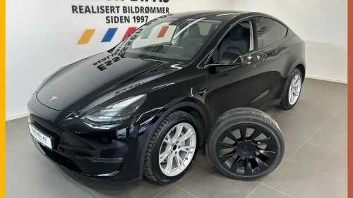 TESLA Model Y 351 HK LONG RANGE MED EAP/2 SETT HJUL/EU 2027