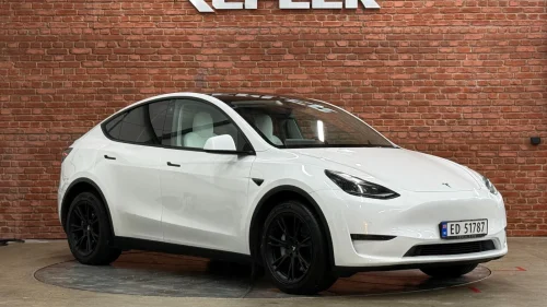 TESLA Model Y LR AWD, Hengerfeste