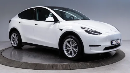 TESLA Model Y AWD LONG RANGE H.FESTE+360KAMERA+SKINN+NY EU+EN EIER+