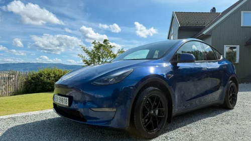 TESLA Model Y Long Range AWD