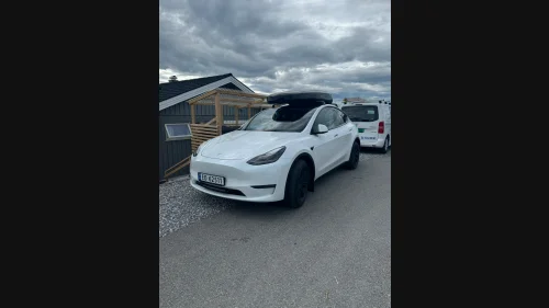 TESLA Model Y Long Range AWD