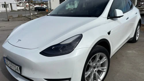 TESLA Model Y Long Range AWD