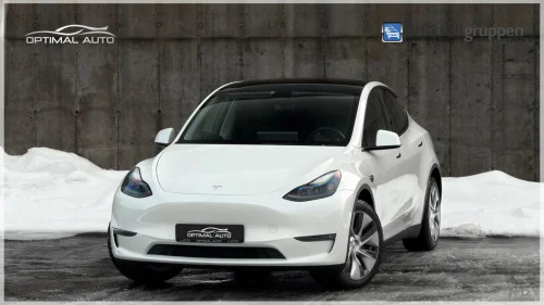 TESLA Model Y Long Range AWD 530KM//Skinn/S&V Hjul/H.feste/++