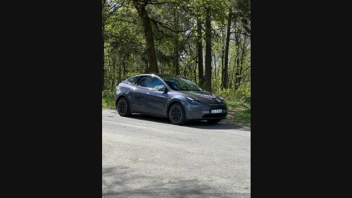 TESLA Model Y Long Range AWD
