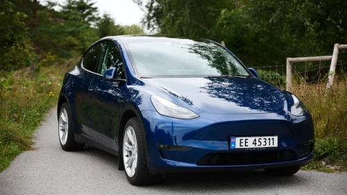 TESLA Model Y Long Range AWD