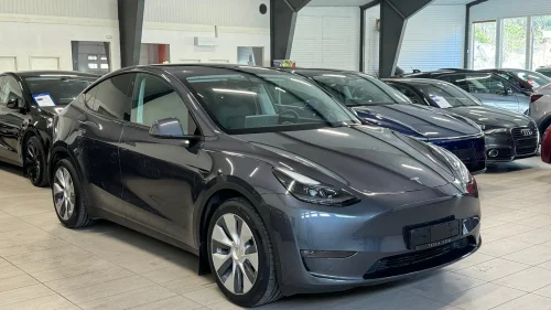TESLA Model Y LONG RANGE AWD SKINN,H-FESTE,KAMERA,HIFI,PREMIUM,19"