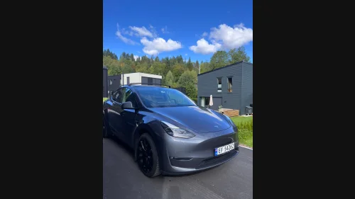TESLA Model Y Long Range AWD