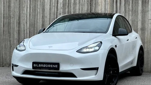 TESLA Model Y LONGRANGE 4WD TOPPUTSTYRT FSD PANO KROK LED R.KAM++