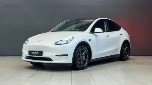 TESLA Model Y Long Range AWD 514hk /507km /Panorama /El. Luke /Lav km