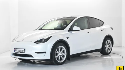 TESLA Model Y LRDM PANORAMA PREMIUM LYD & INTERIØR VARMEPUMPE