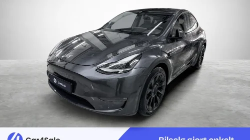 TESLA Model Y Long Range AWD 507km / AP / V.Pumpe / H.feste / Premium