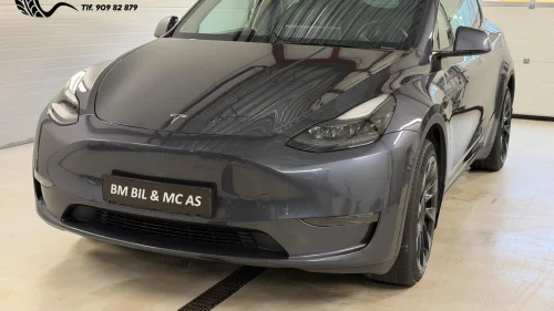TESLA Model Y Premium LR AWD/ 20¨+19¨/Krok/Pano/ACC/Navi