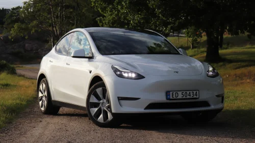 TESLA Model Y Long Range AWD, EAP