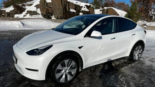 TESLA Model Y Long Range AWD