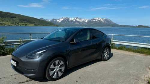 TESLA Model Y Long Range AWD