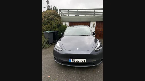 TESLA Model Y Long Range AWD