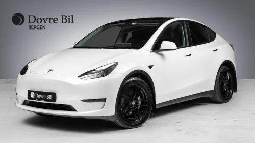 TESLA Model Y Long Range AWD/533km/AP/Premium/V.Pump/19"/1-eier