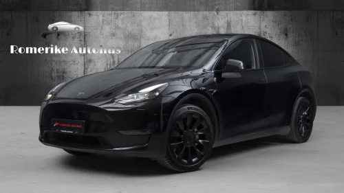 TESLA Model Y LONG RANGE AWD // Rattvarme, 20" Induction, Krok, ACC++