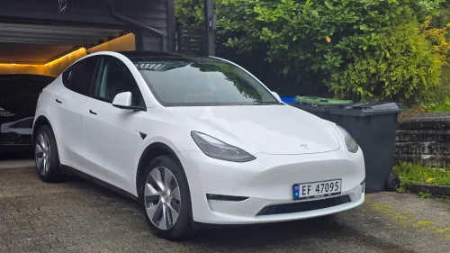 TESLA Model Y Long Range AWD