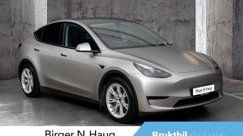 TESLA Model Y Standard Range RWD Foliert / Hengerfeste / Masse plass!