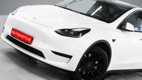 TESLA Model Y SR| RWD| AP| ELEKTRISK| 19+19 TOM| KROK| LED +++