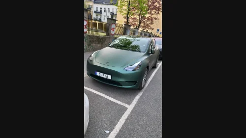 TESLA Model Y Standard Range RWD