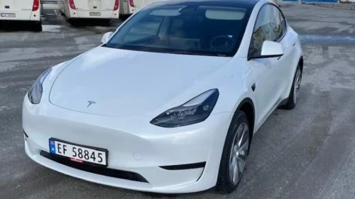 TESLA Model Y RWD, Utvidet garanti til 160.000 km, nye S+V dekk, 1325