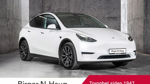 TESLA Model Y Standard Range RWD