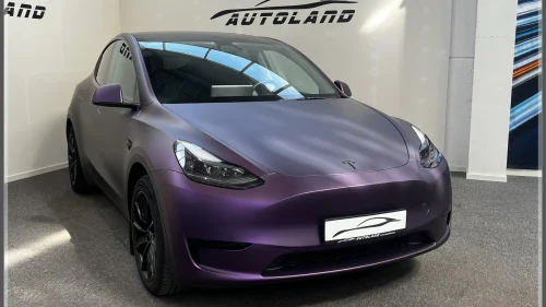 TESLA Model Y SR RWD Hengerfeste Premium lyd