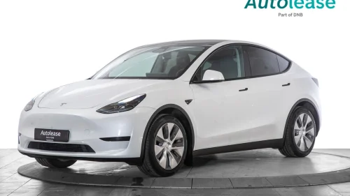 TESLA Model Y Standard Range RWD, Krok ACC Panorama Veganskinn++,