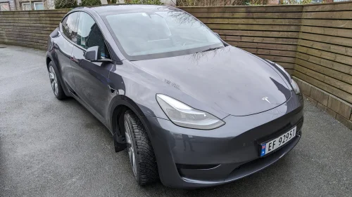 TESLA Model Y MODEL Y 220KW