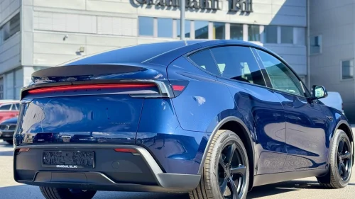 TESLA Model Y LR AWD I Juniper I Premium I Facelift I Krok