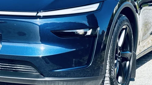 TESLA Model Y LR- 4WD -Juniper - Sjekk Farge - Marine Blue