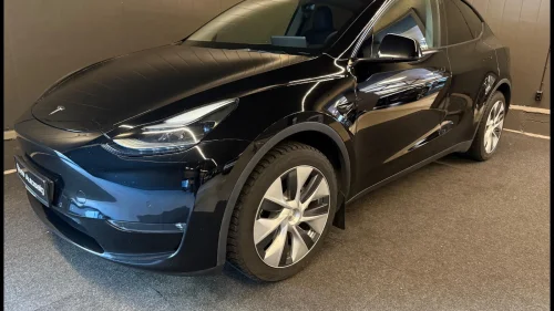 TESLA Model Y LONG RANGE AWD