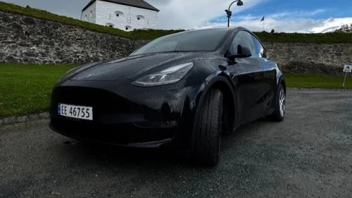 TESLA Model Y Long Range AWD
