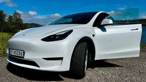 TESLA Model Y Long Range AWD