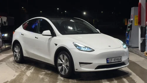 TESLA Model Y Long Range AWD*SKINN*SE KM*LED*ACC*SJEKK DENNE