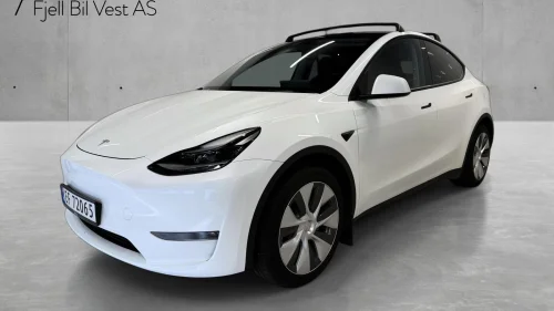 TESLA Model Y Premium AP Skinn Krok Panorama Vinterpakke HiFi 19+19