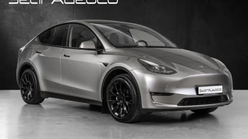 TESLA Model Y Long Range AWD/20"/Premium/Krok/Pano/Oppv.ratt/Berlin++